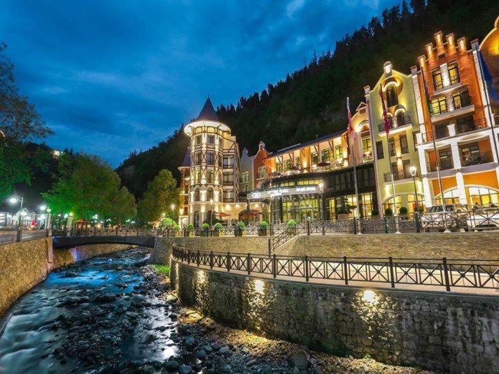 Apart-Otel Nino Borjomi Exteriör bild