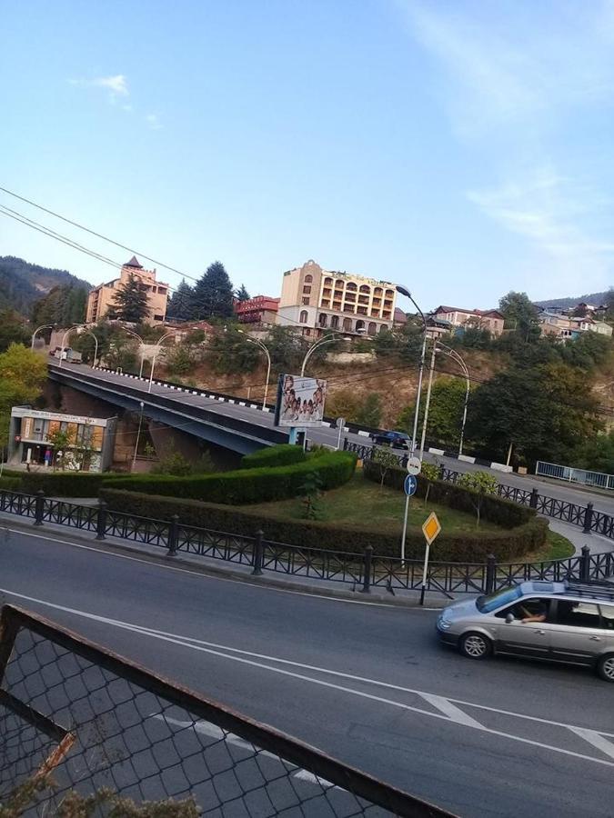 Apart-Otel Nino Borjomi Exteriör bild